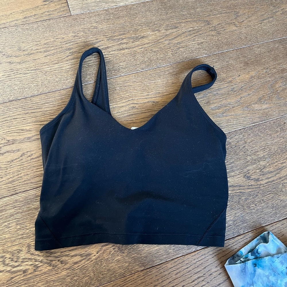 Lululemon athletic sports bra. Smoke free home. Size 6.
